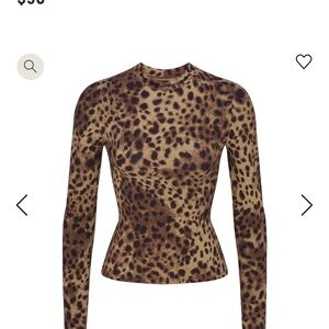 Skims & Dolce Gabbana collaboration 
Cotton Jersey Long sleeve top.